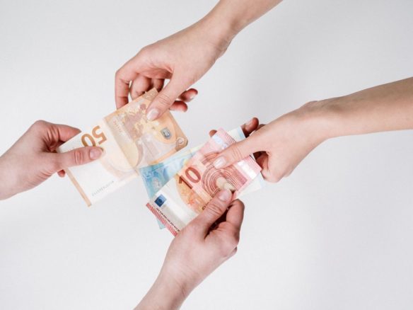 Combien coûte une conciergerie Airbnb au Maroc : commissions et frais cachés expliqués