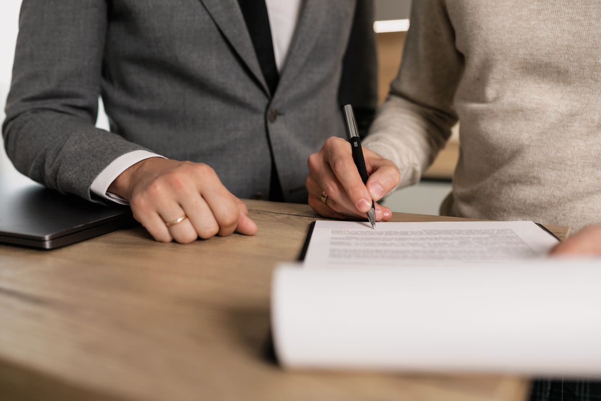 Que se passe-t-il le jour de la signature de l'acte de vente au Maroc ?