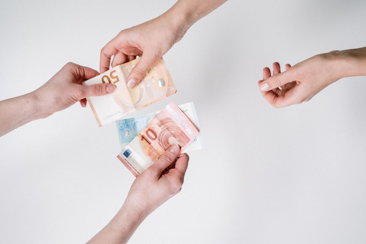 Comment transférer l'argent depuis l'étranger pour payer son appartement à Tanger ?